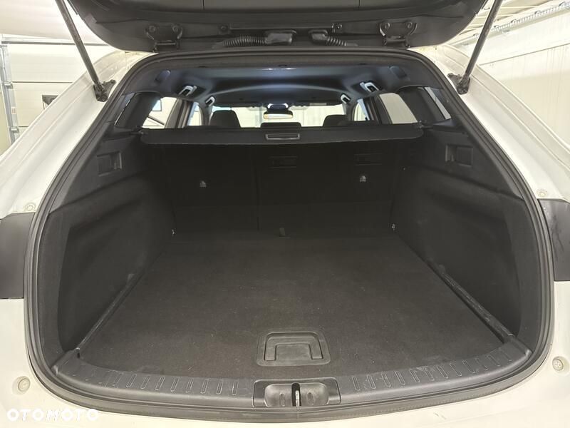 Toyota Corolla 1.8 Hybrid Comfort - 19