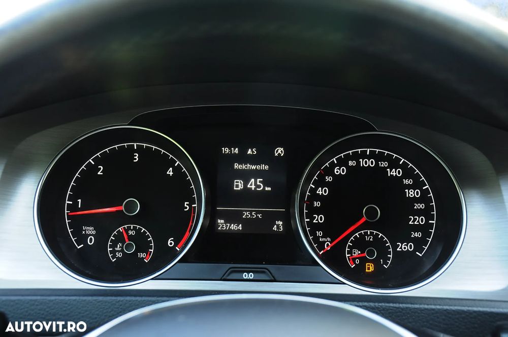 Volkswagen Golf 2.0 TDI (BlueMotion Technology) Highline - 10