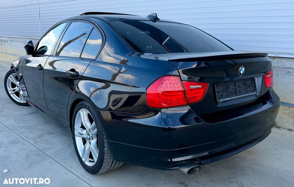 BMW Seria 3 320d DPF Aut. Edition Sport - 3