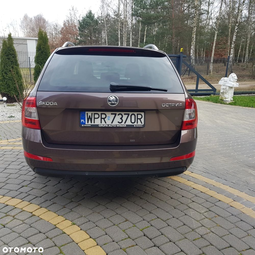 Skoda Octavia 2.0 TDI Elegance DSG - 5
