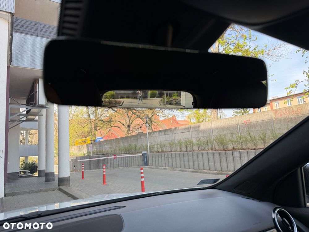 Mercedes-Benz GLA 200 AMG Line - 27