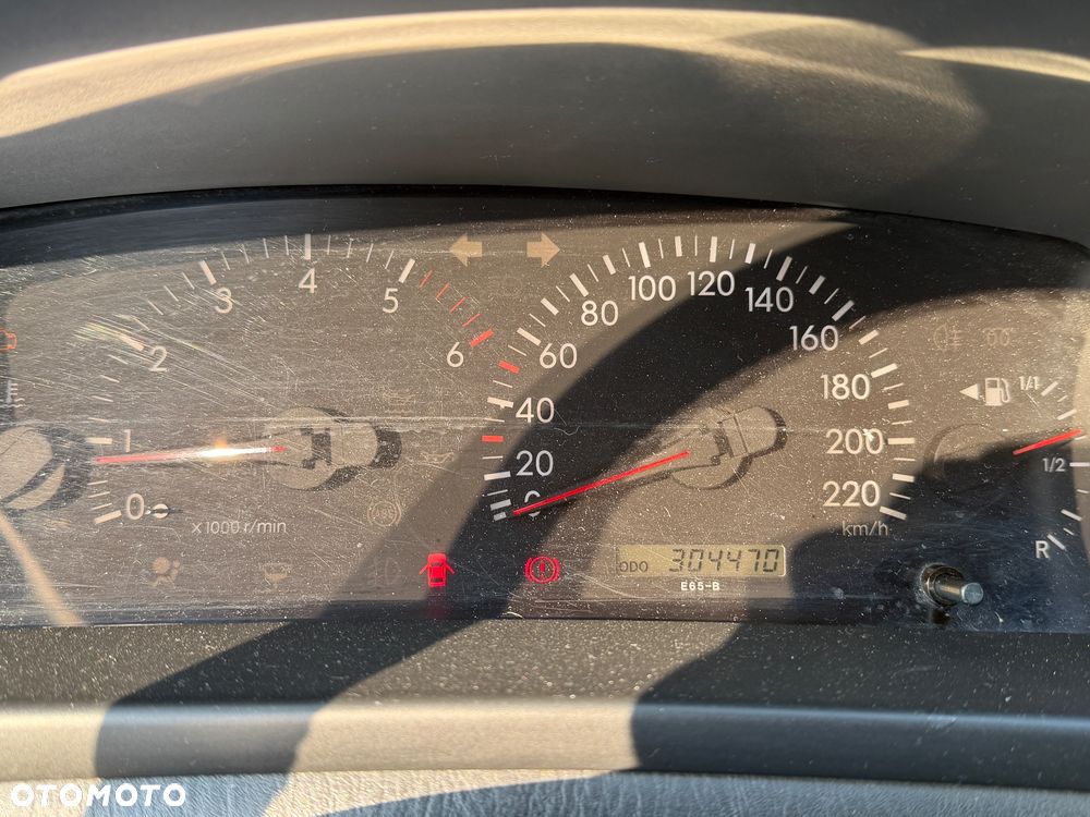 Toyota Corolla Verso 2.0 D-4D - 13