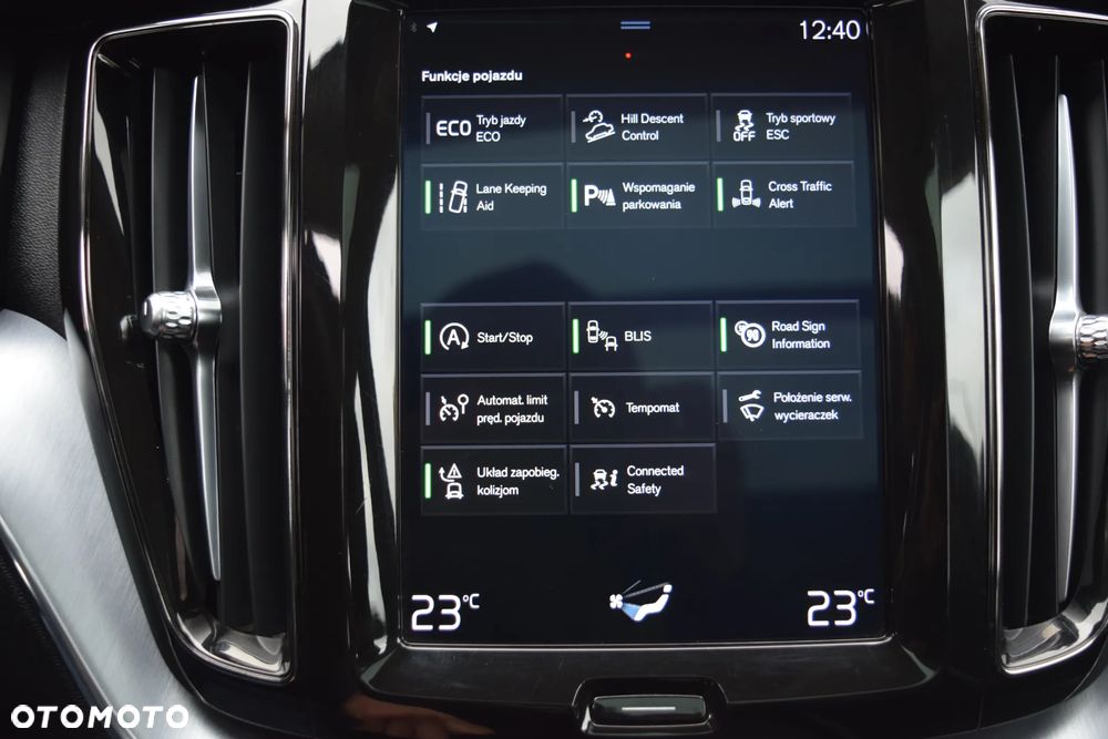 Volvo XC 60 D3 Momentum Pro - 26