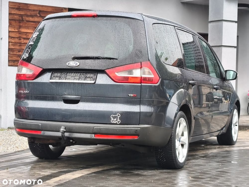 Ford Galaxy 2.0 TDCi Titanium - 16