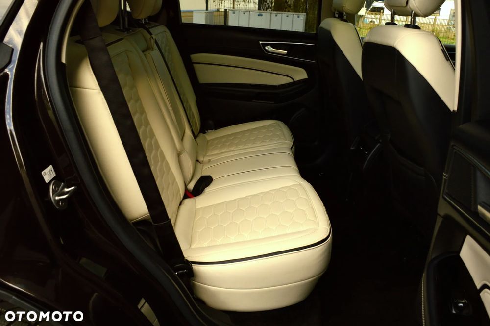 Ford Edge - 12