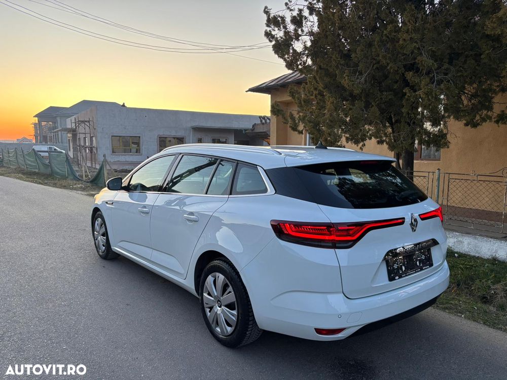 Renault Megane Blue dCi 116 Life - 15