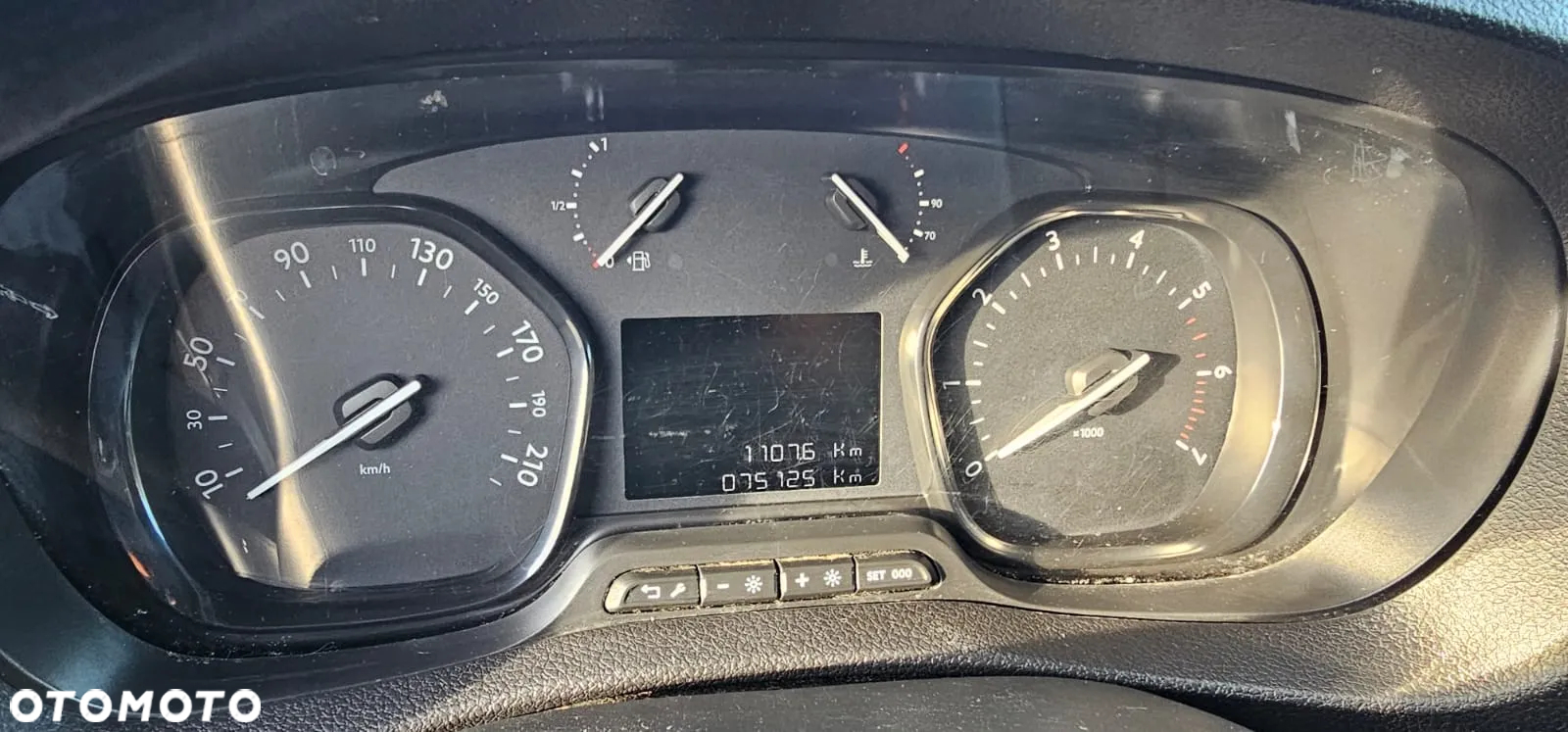 Citroën SpaceTourer XL 1.5 BlueHDi 120 Feel - 17