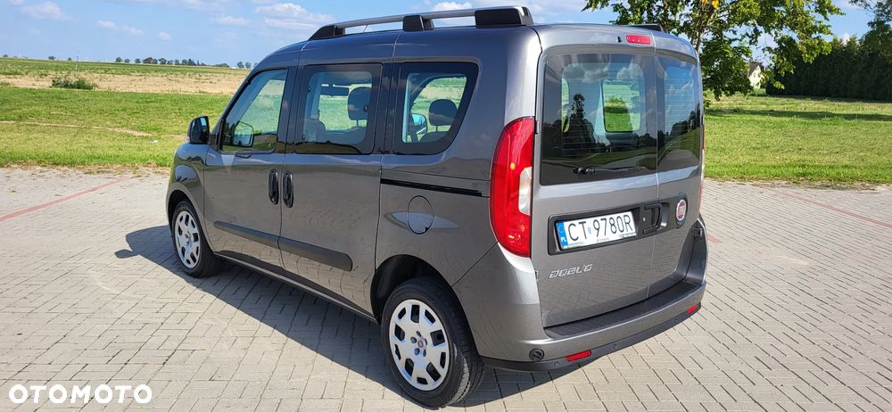 Fiat Doblo 1.4 T-Jet 16V Easy - 23