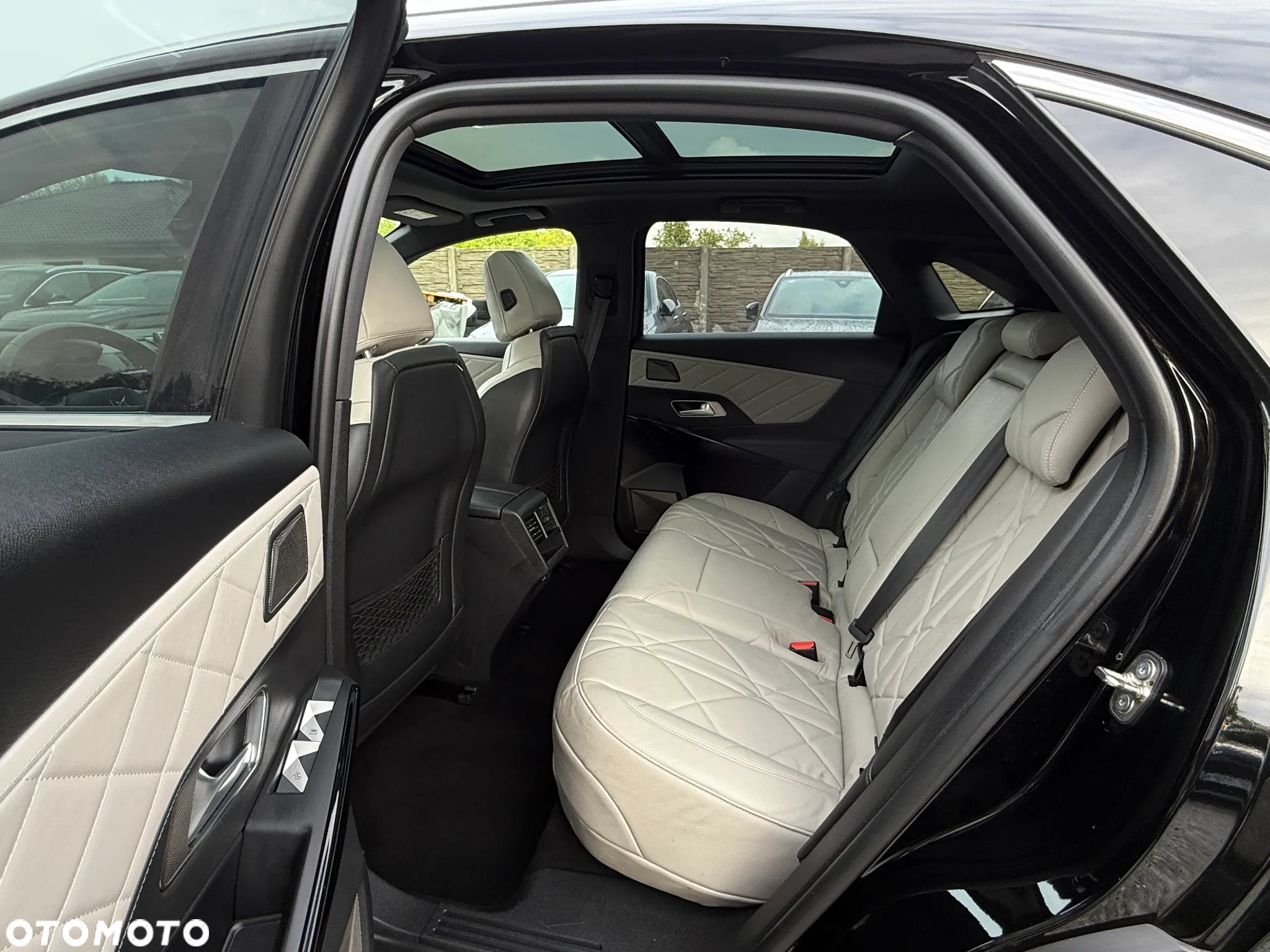 DS Automobiles DS 7 Crossback 1.6 E-Tense Rivoli - 26