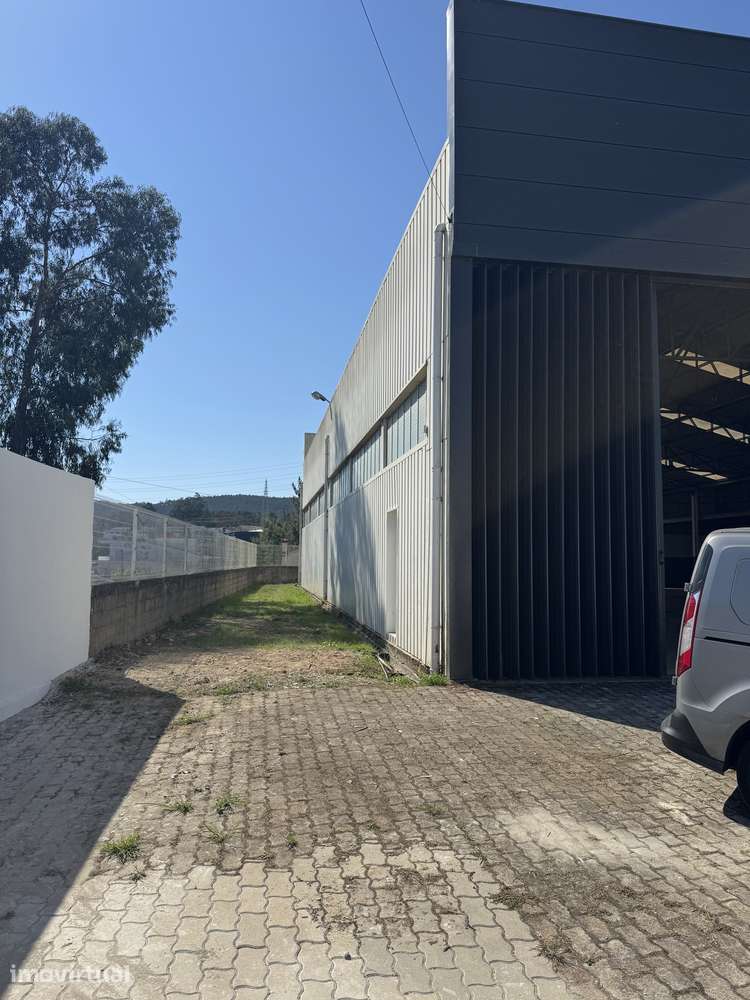 Armazém, 850 m², Bougado (São Martinho e Santiago) - Grande imagem: 4/10