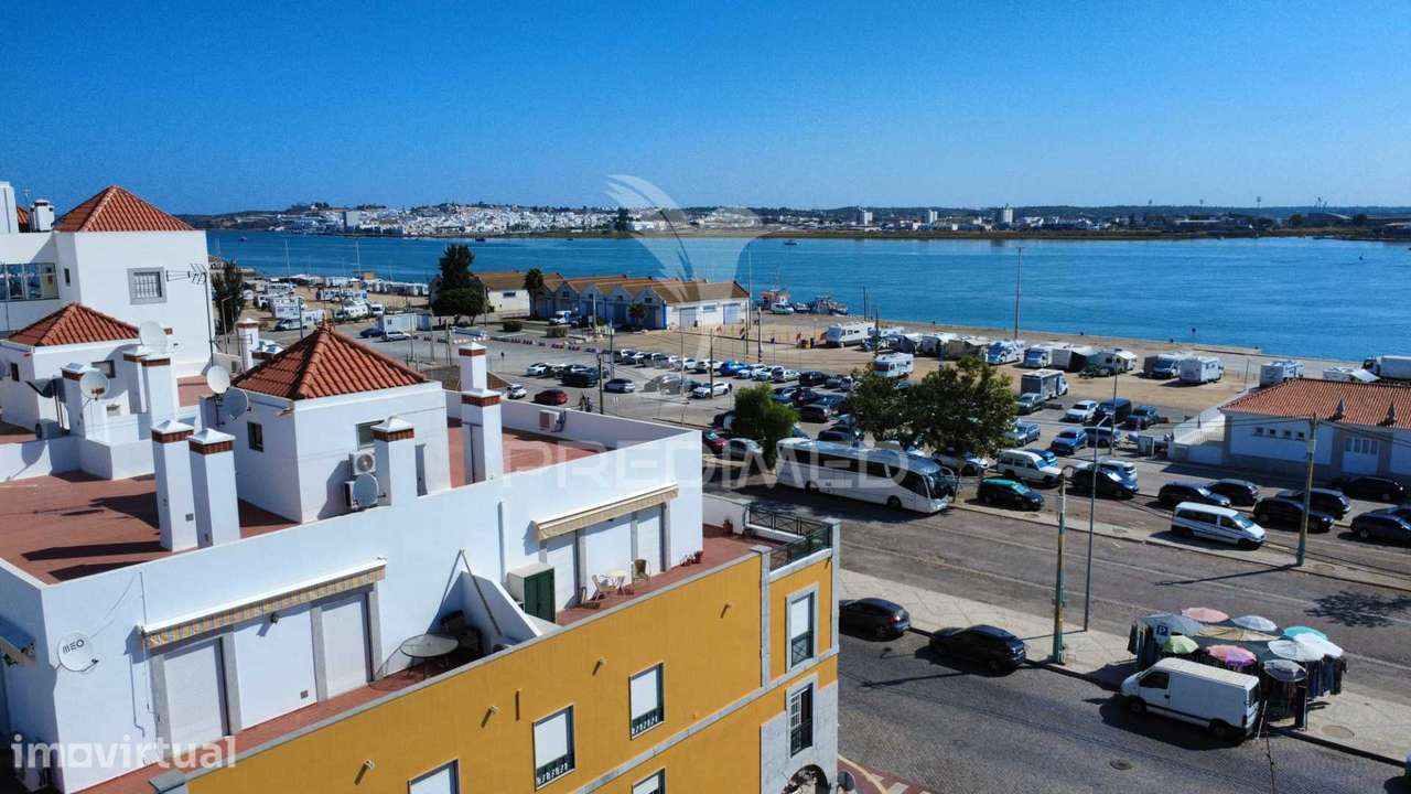 T2 duplex com enorme varanda e magnífica vista de rio - Grande imagem: 2/39