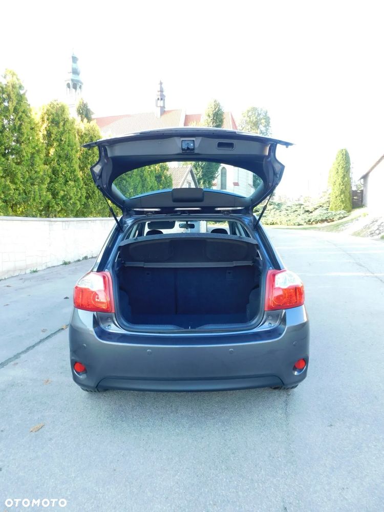 Toyota Auris 1.6 Executive - 22