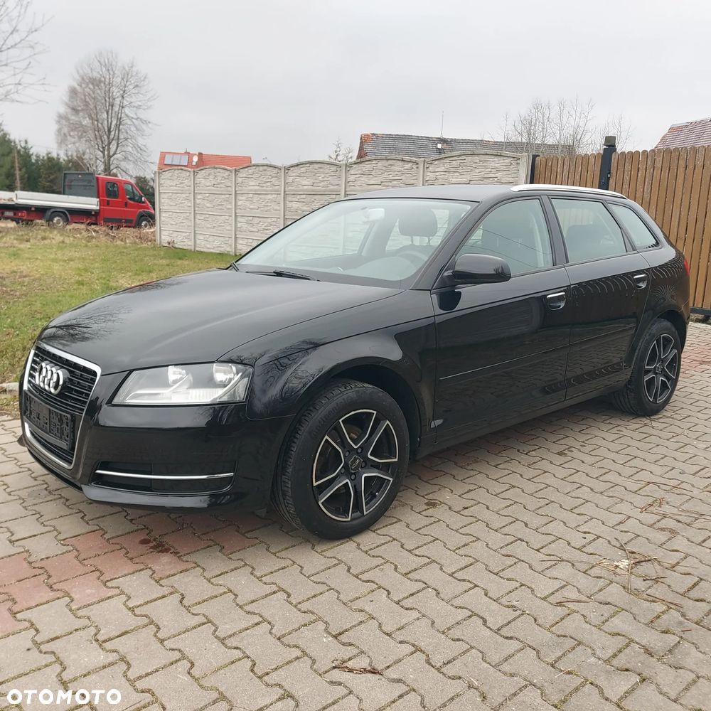 Audi A3 Sportback 1.6 Attraction - 3