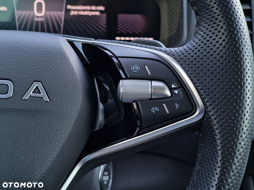 Skoda Karoq 1.5 TSI ACT Selection DSG - 26