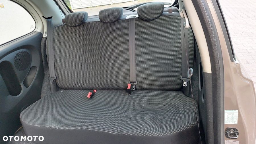 Nissan Micra - 17