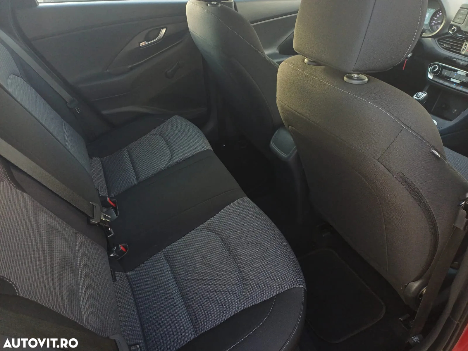 Hyundai i30 1.5 110CP 5DR M/T Comfort - 12