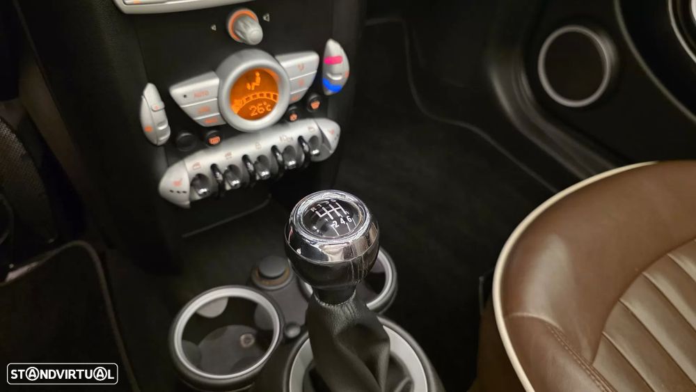 MINI Cabrio Cooper - 42