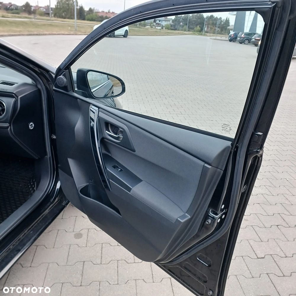 Toyota Auris 1.33 VVT-i Premium Comfort - 7