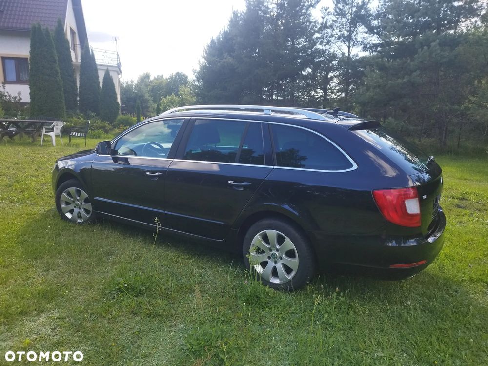 Skoda Superb 2.0 TDI Elegance - 10