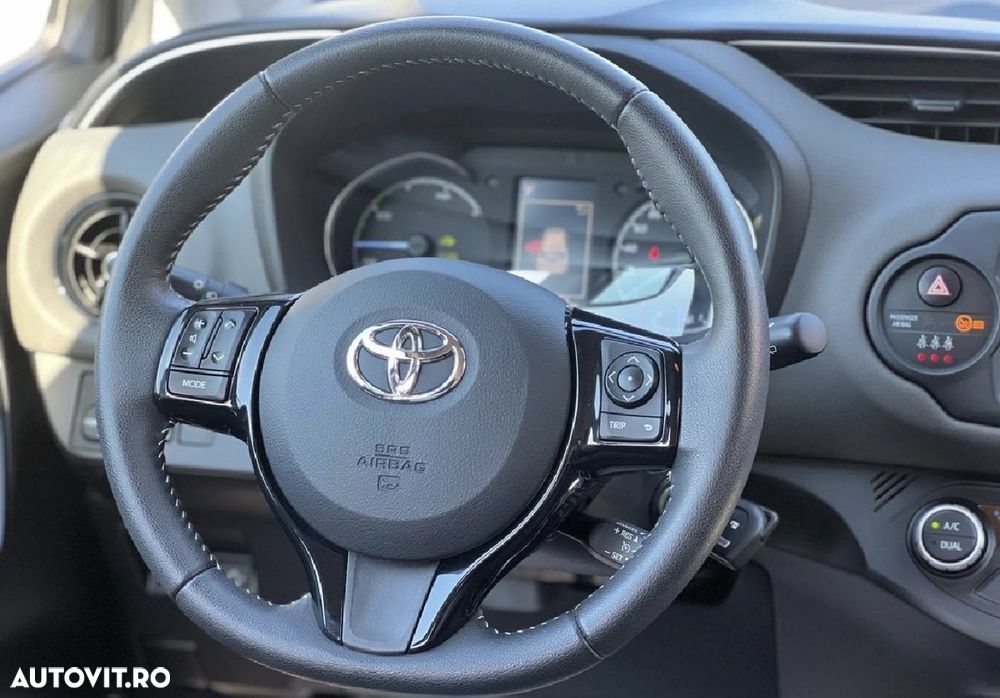 Toyota Yaris - 7