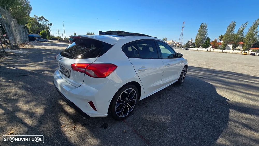 Ford Focus 1.0 EcoBoost ST-Line - 6