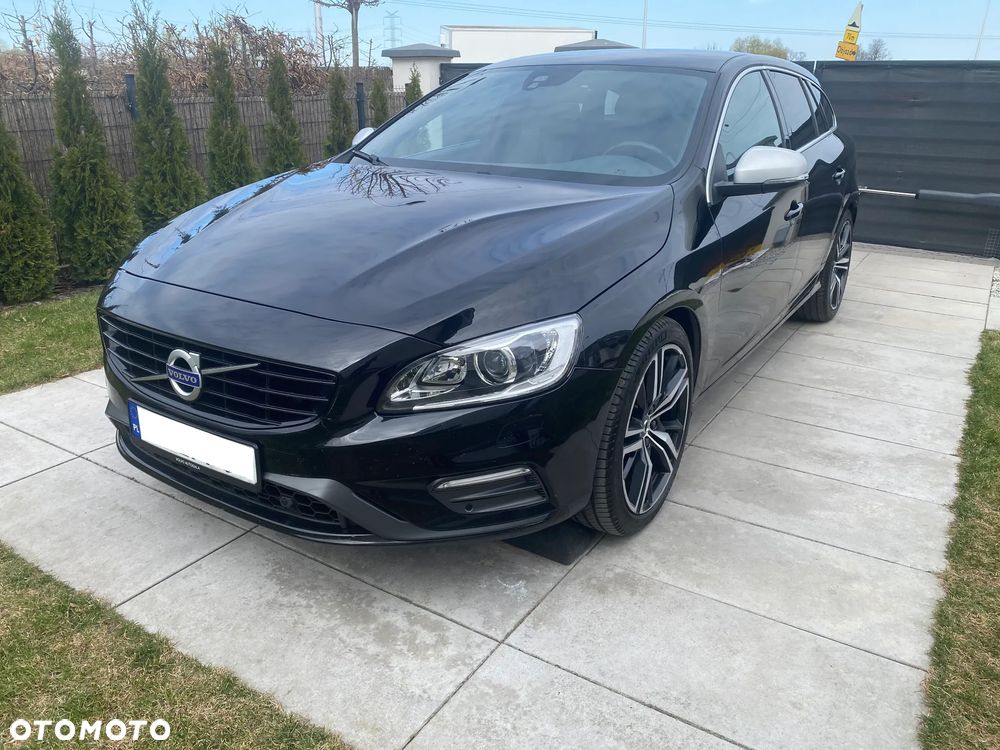 Volvo V60 D4 Drive-E R-Design Momentum - 2