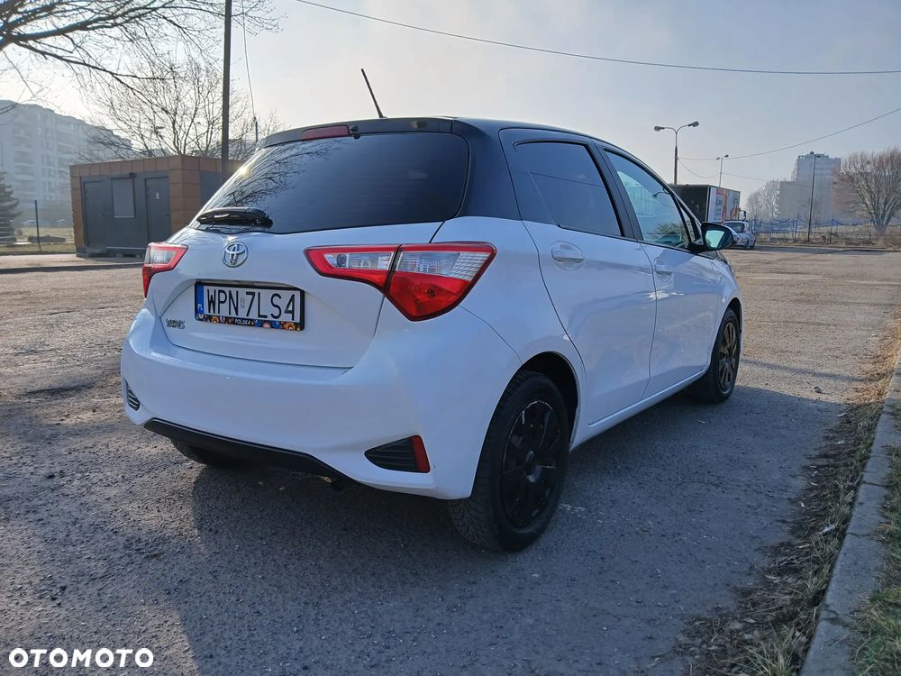 Toyota Yaris 1.0 Life EU6 - 3