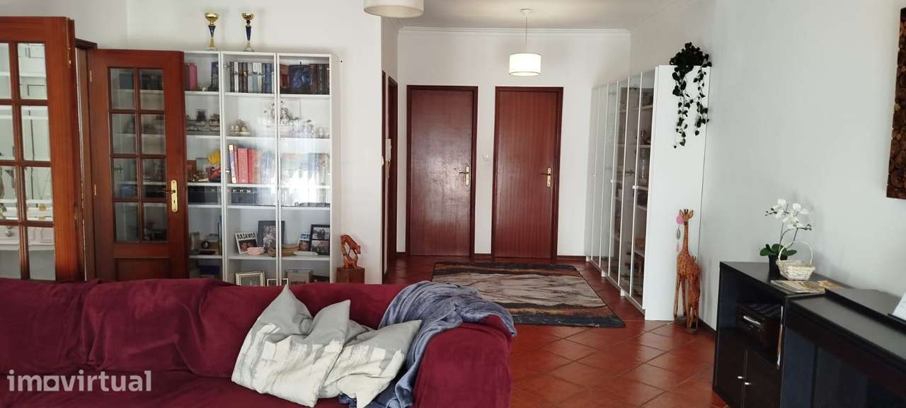 Moradia T5 geminada com jardim e garagem em Braga (Particular) - Grande imagem: 5/14