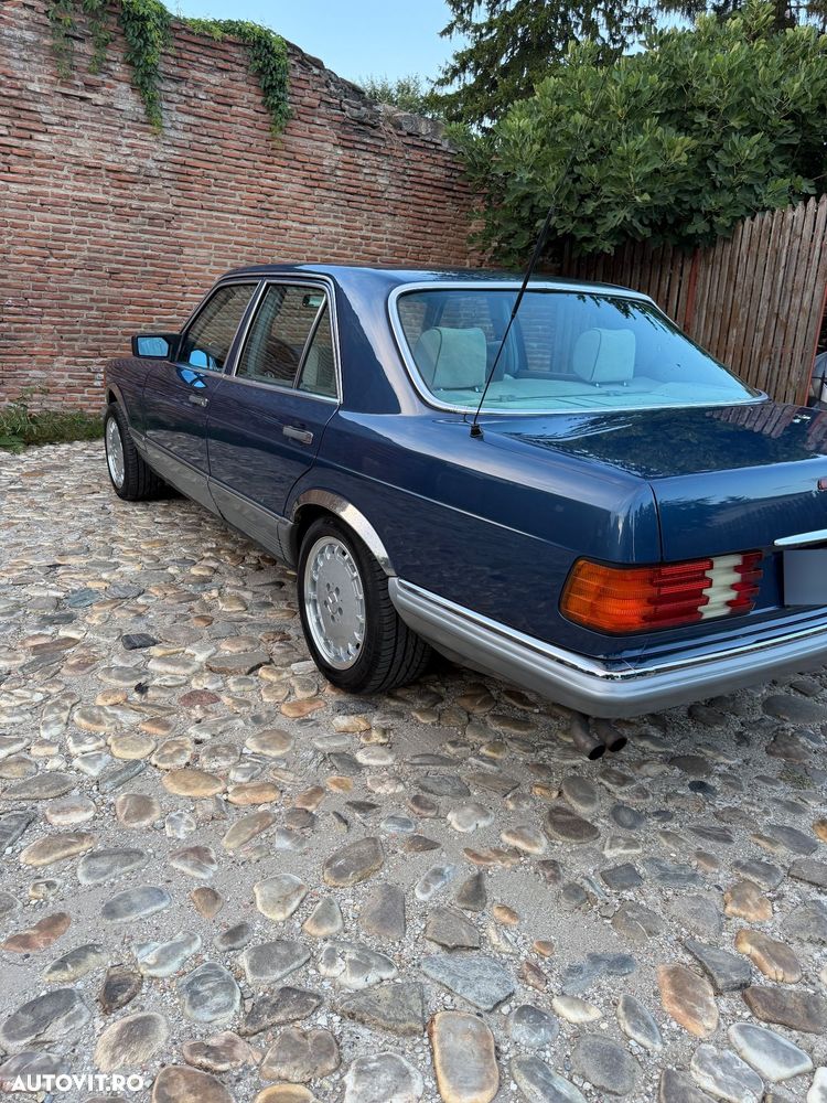 Mercedes-Benz W126 - 12