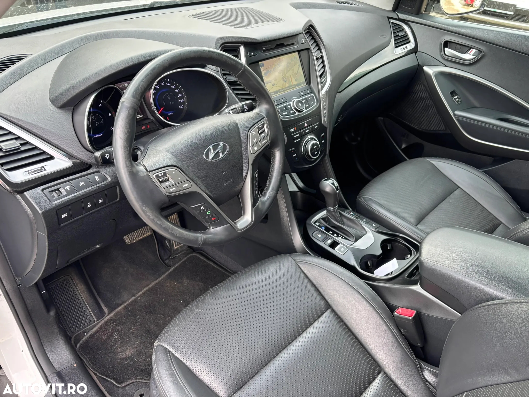 Hyundai Grand Santa Fe 2.2 CRDi ISG 4WD Aut. Luxury - 18