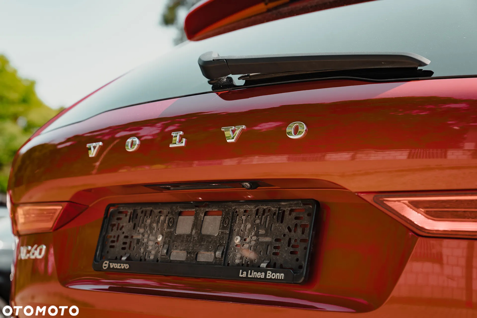 Volvo XC 60 T6 AWD Plug-In Hybrid R-Design - 6