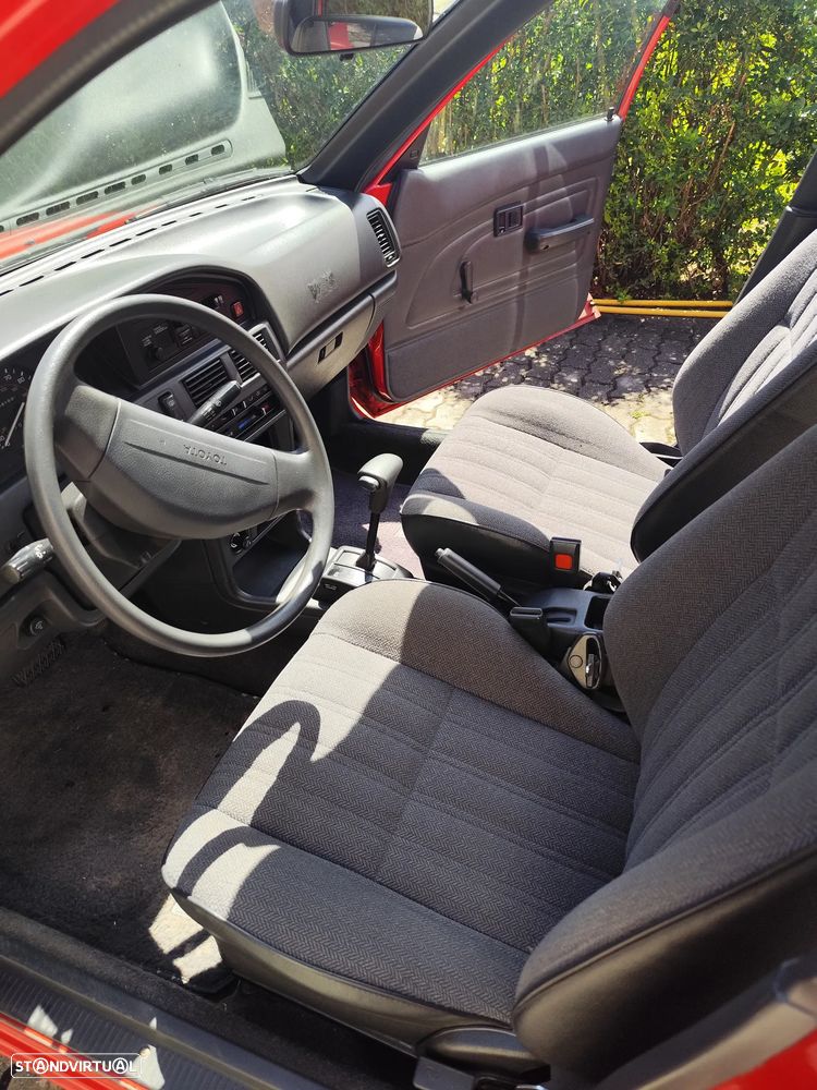 Toyota Corolla Sedan 1.6 GLi CX Aut. - 4