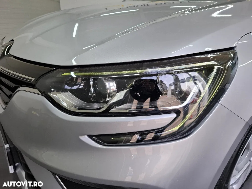 Renault Megane Blue dCi EDC Zen - 11