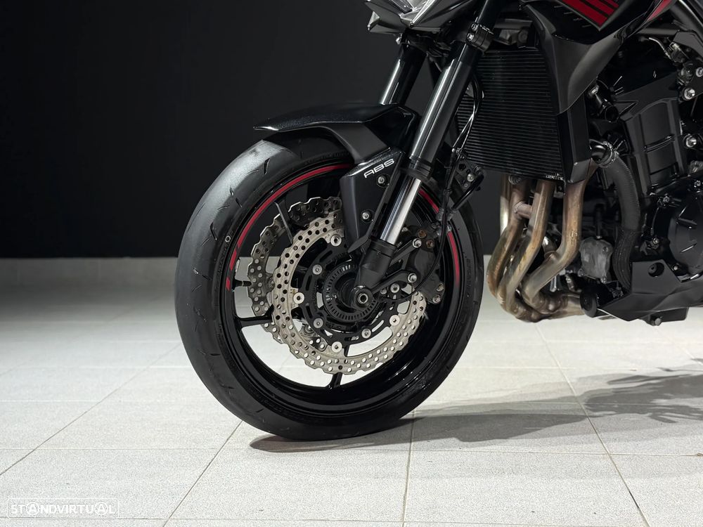 Kawasaki Z 900 - 3