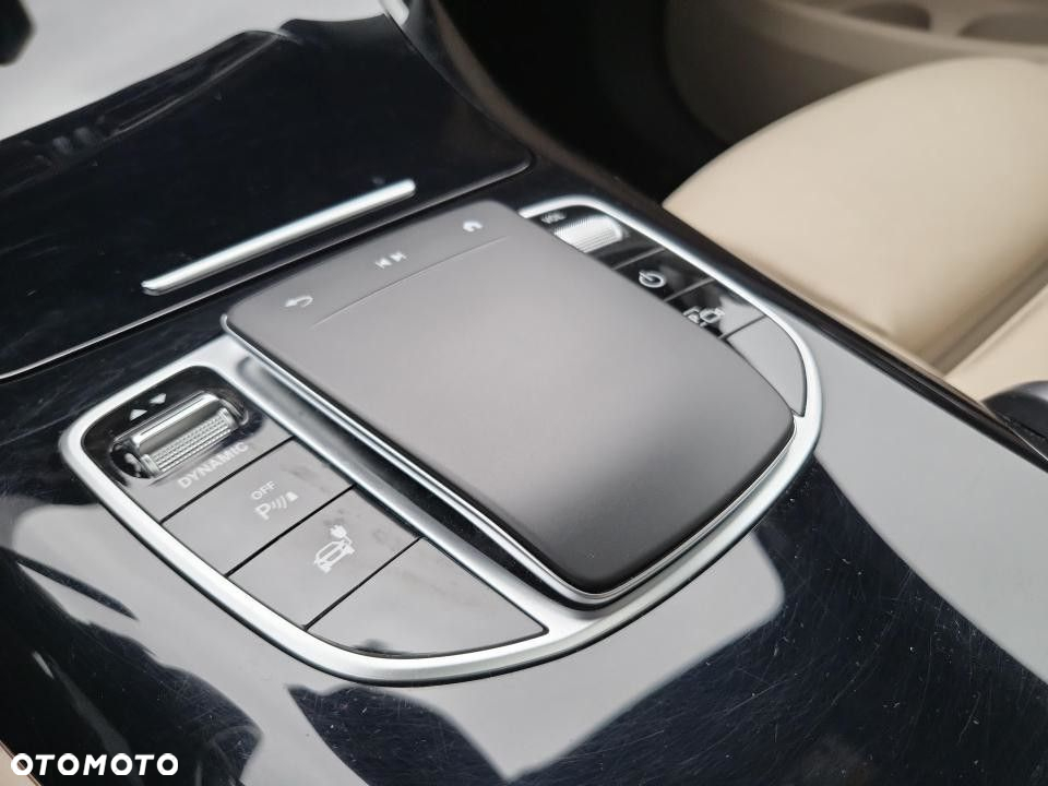 Mercedes-Benz EQC 400 4-Matic - 24