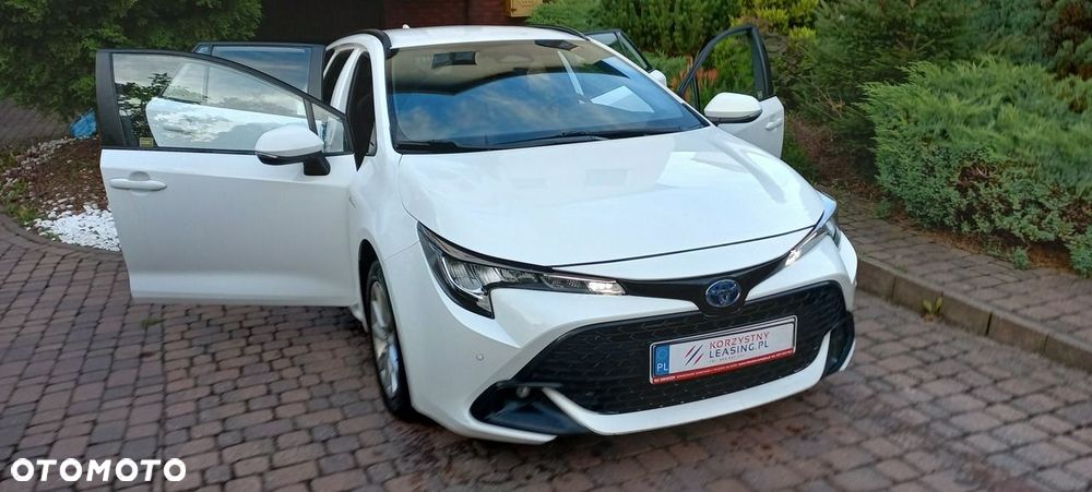Toyota Corolla 1.8 Hybrid Comfort - 29