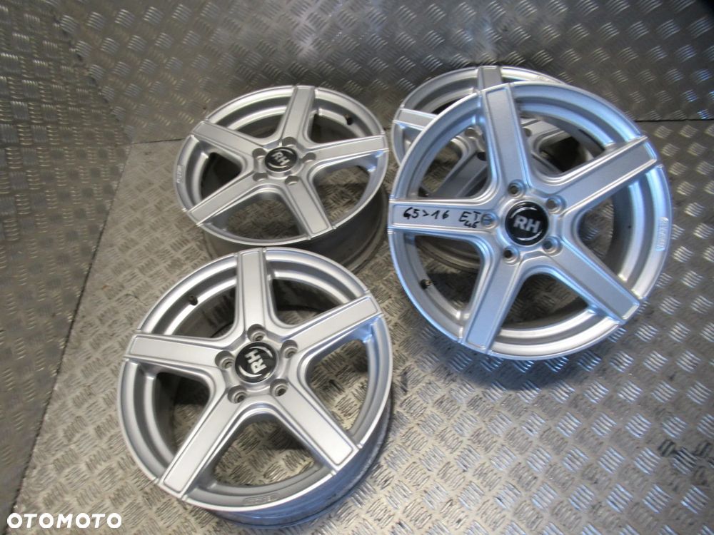Felgi Vw Golf Caddy Passat Skoda Yeti Karoq Audi A3 A4 6,5Jx16 et45 5x112 - 4