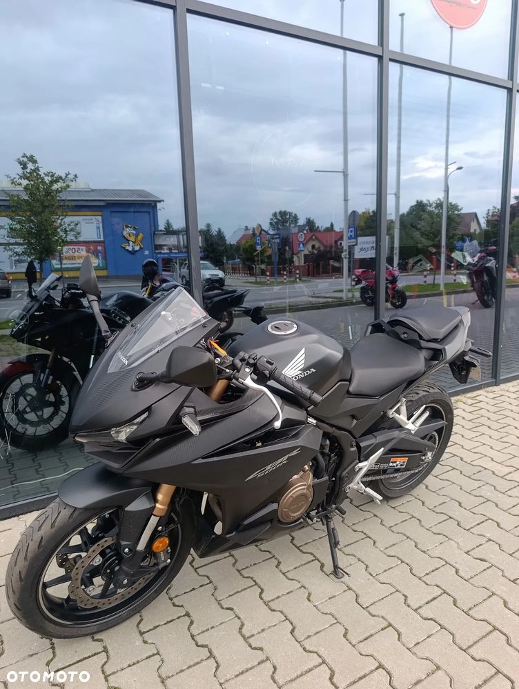 Honda CBR - 17