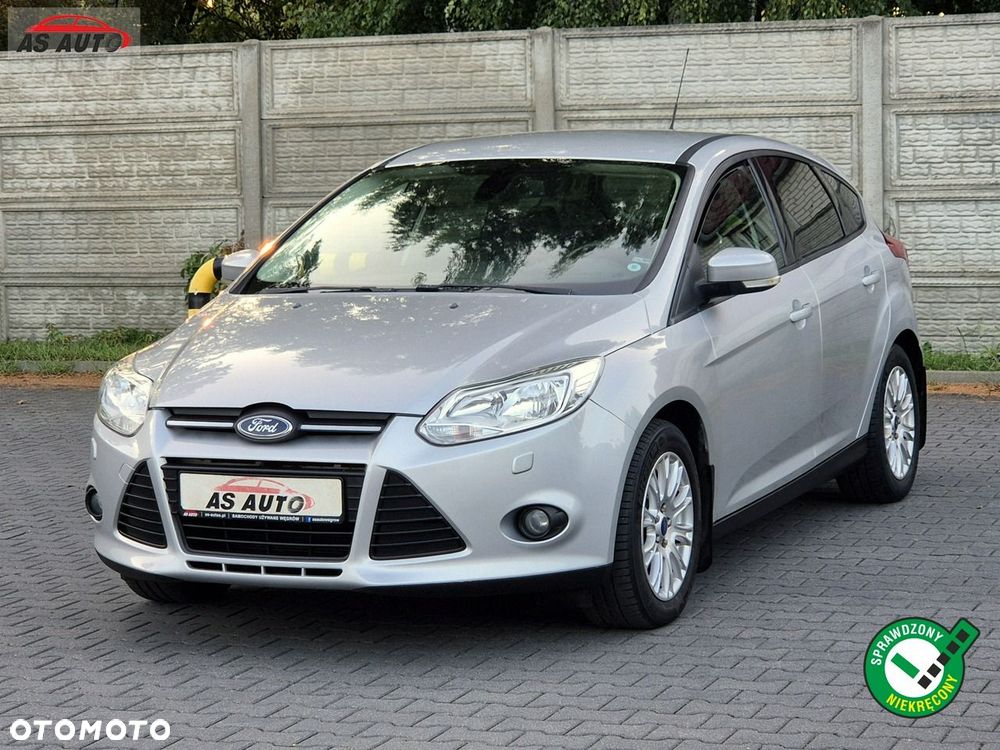 Ford Focus 1.6 Titanium - 2