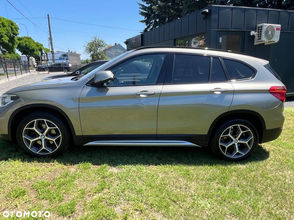 BMW X1 sDrive18i xLine - 6