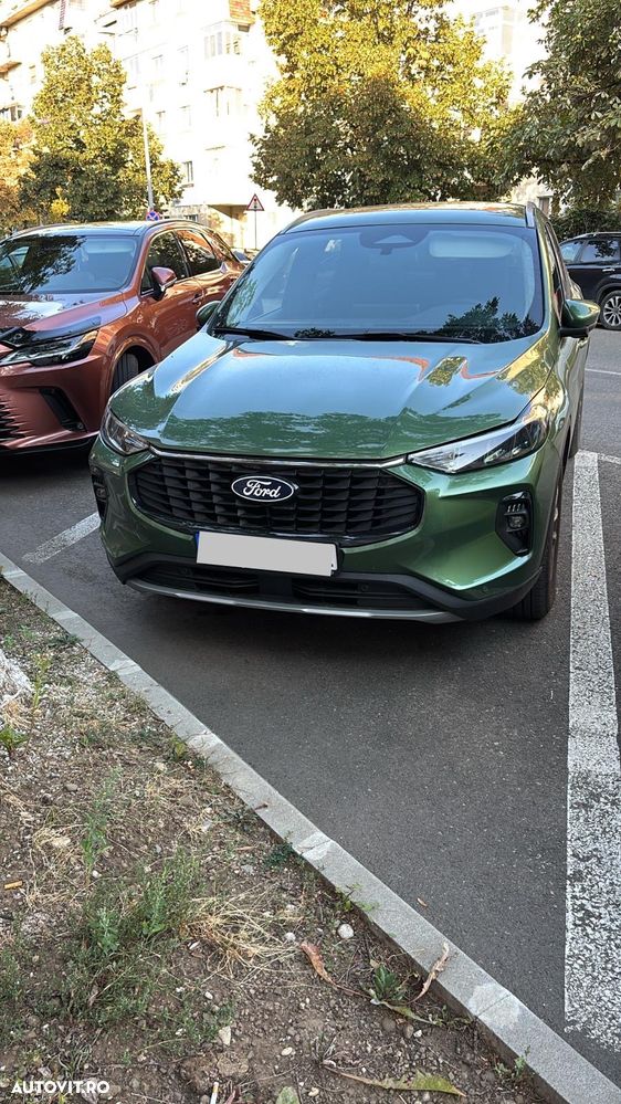 Ford Kuga 1.5 EcoBoost A8 FWD Titanium - 1