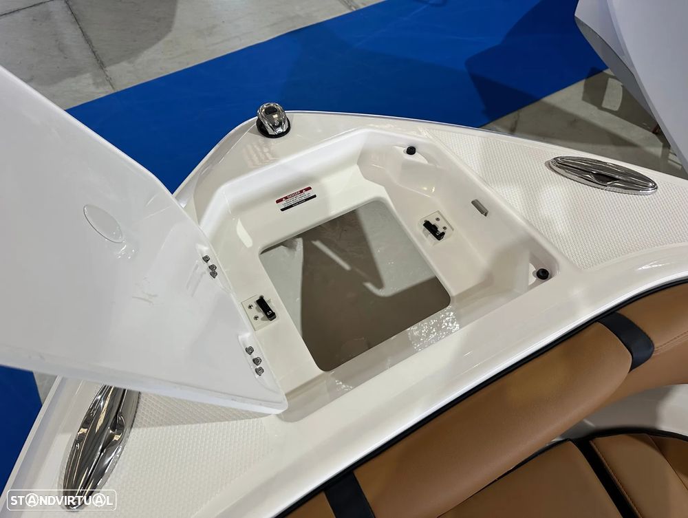 Chaparral 250 OSX - 26