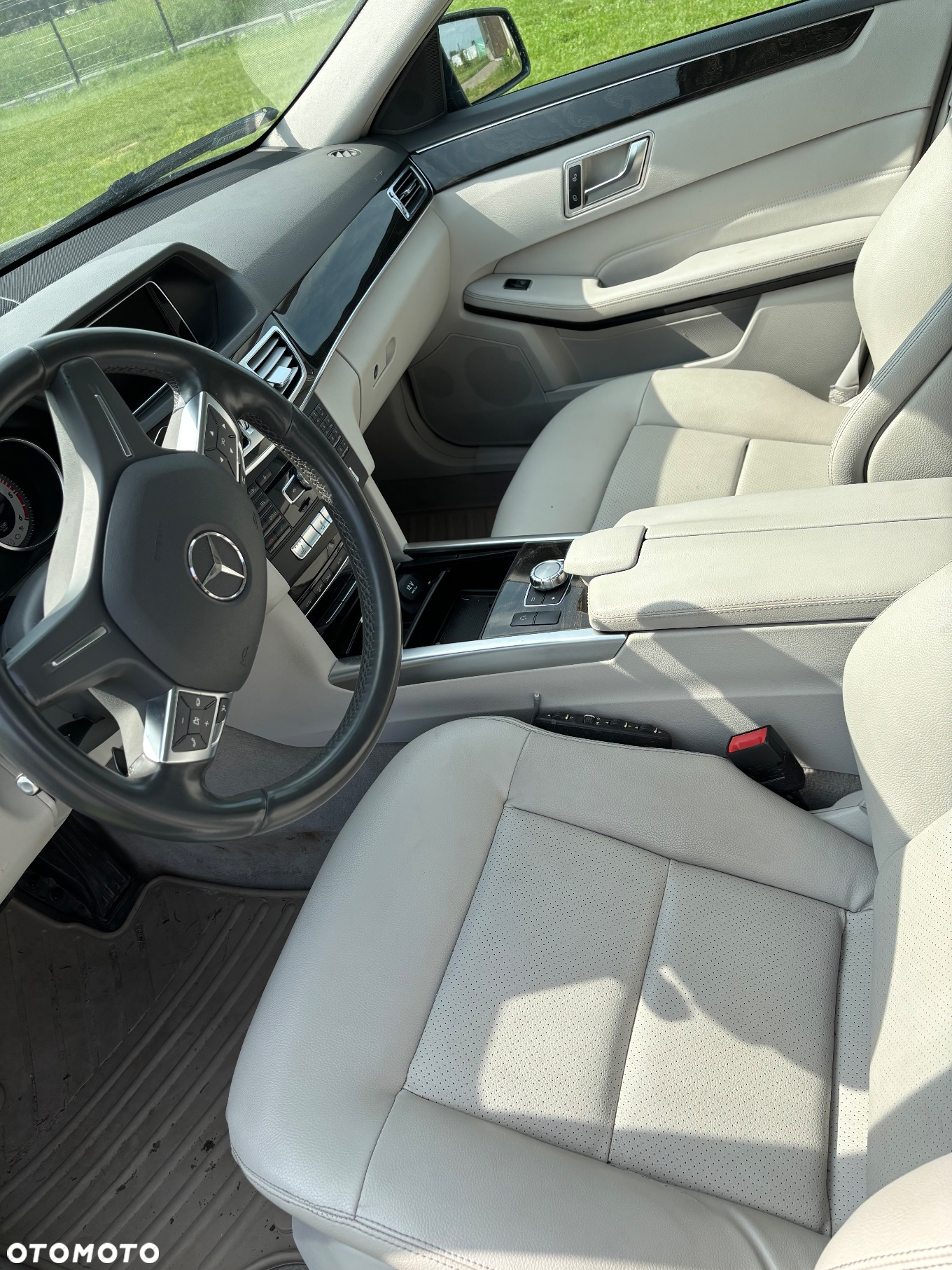 Mercedes-Benz Klasa E 250 BlueTEC 9G-TRONIC Avantgarde - 2
