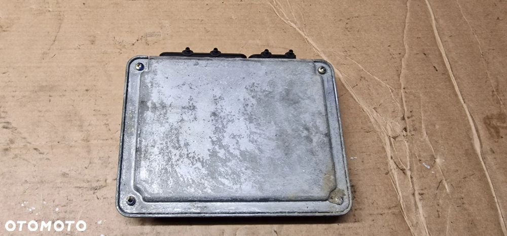 Komputer sterownik silnika VW New Beetle 2.0 06A906018AB - 4