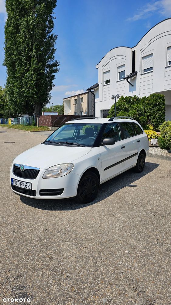 Skoda Fabia 1.2 HTP Ambiente - 1