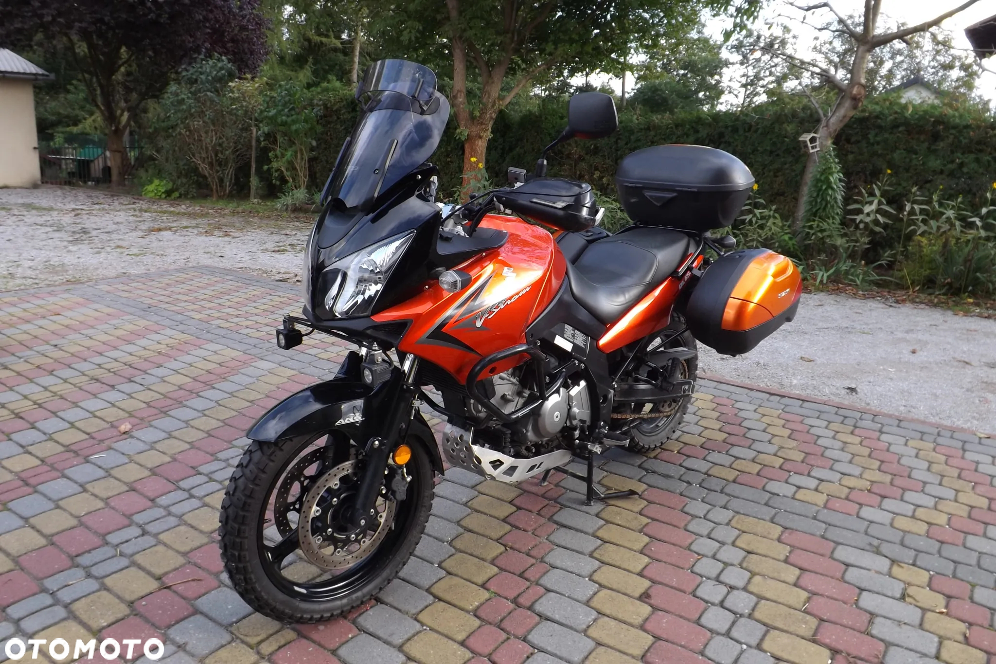 Suzuki DL - 2