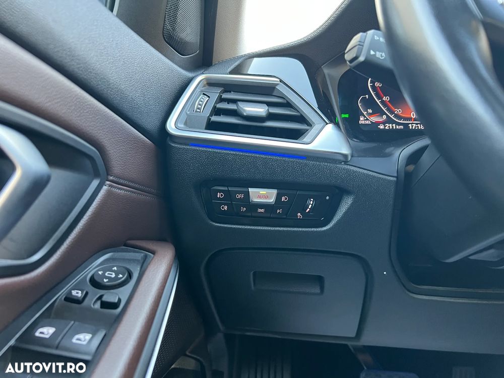 BMW Seria 3 320d xDrive AT MHEV - 12