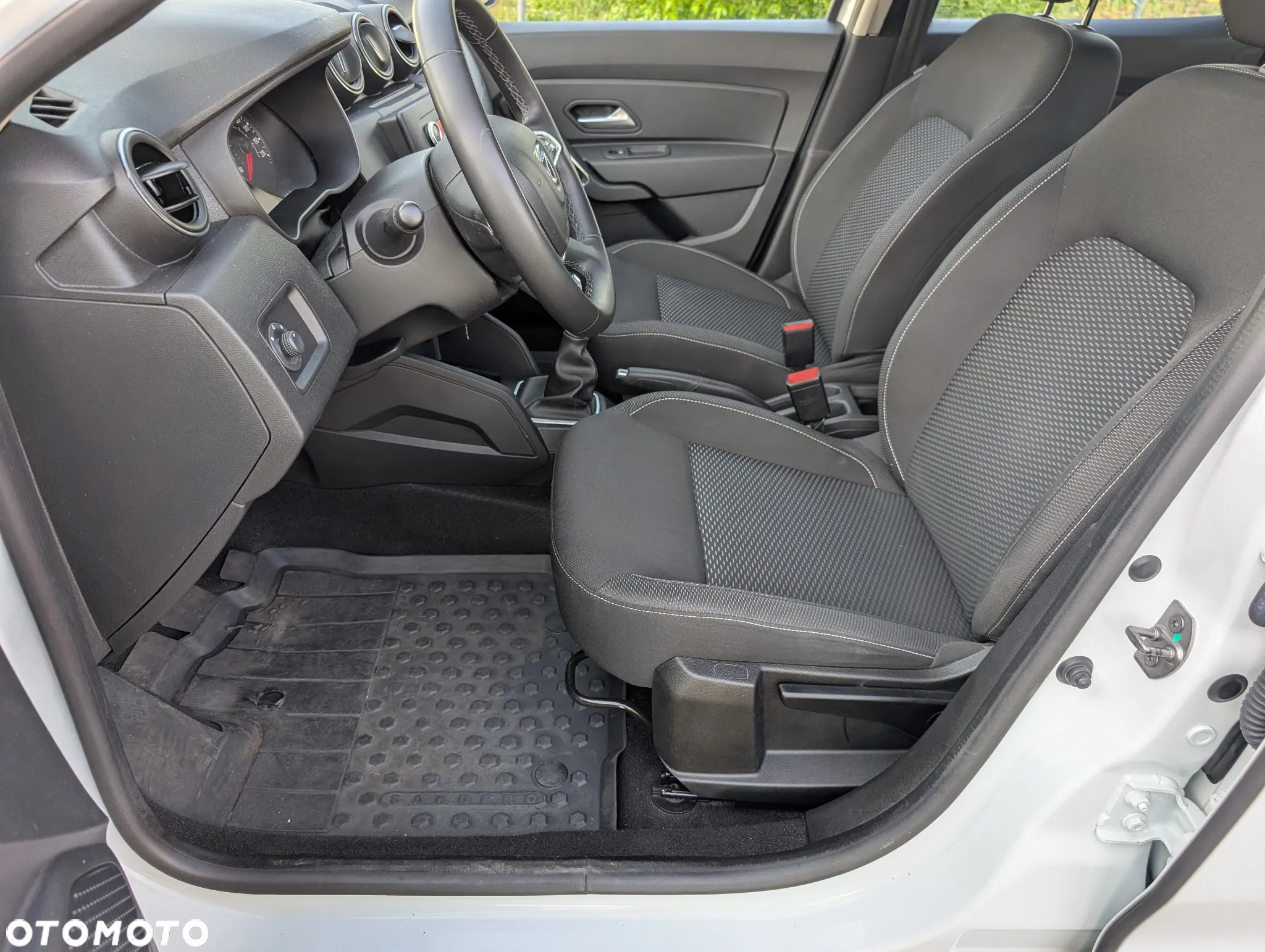 Dacia Duster 1.3 TCe FAP Prestige EU6d - 13