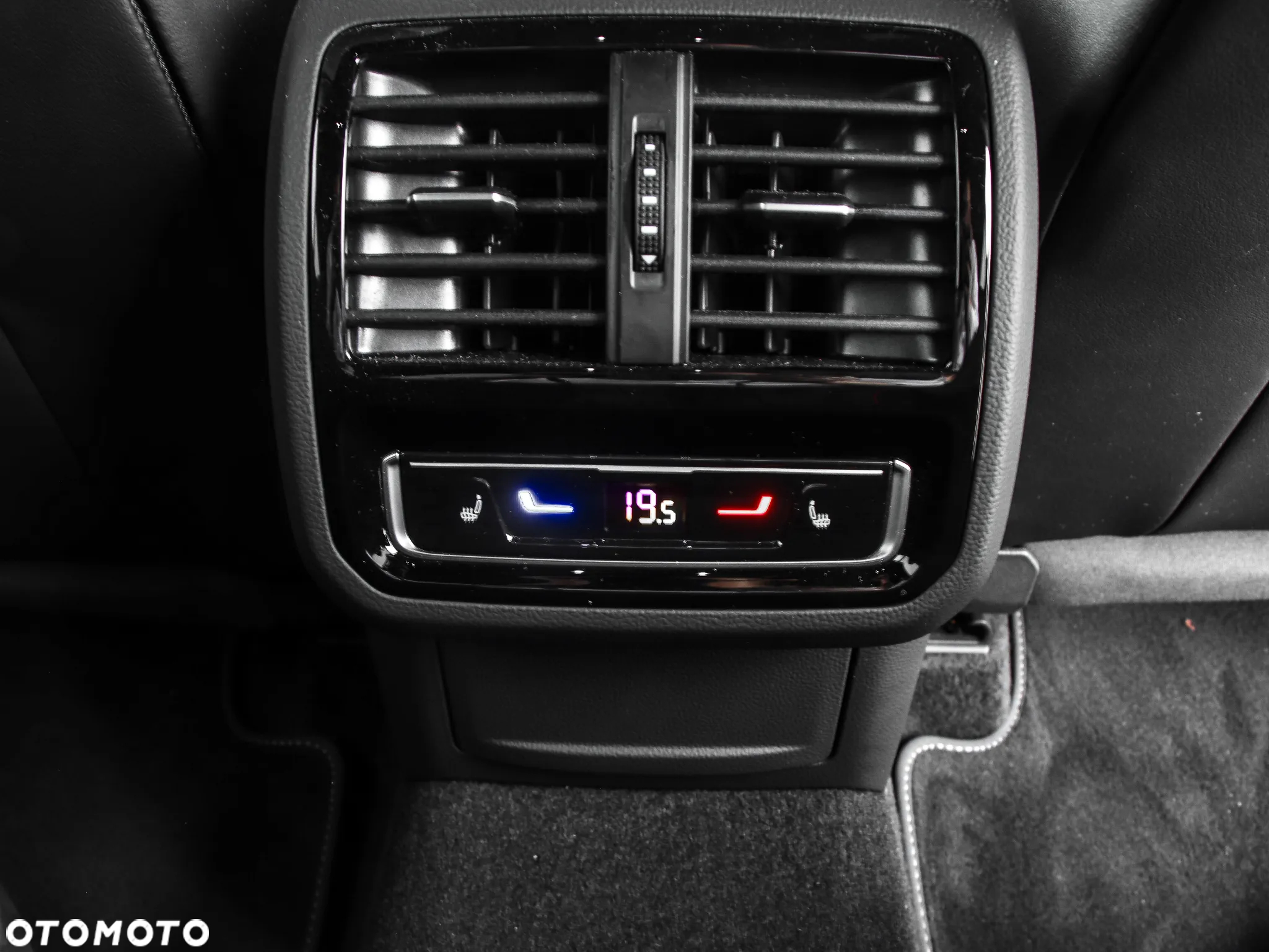 Volkswagen Arteon 2.0 TDI 4Motion R-Line DSG - 16