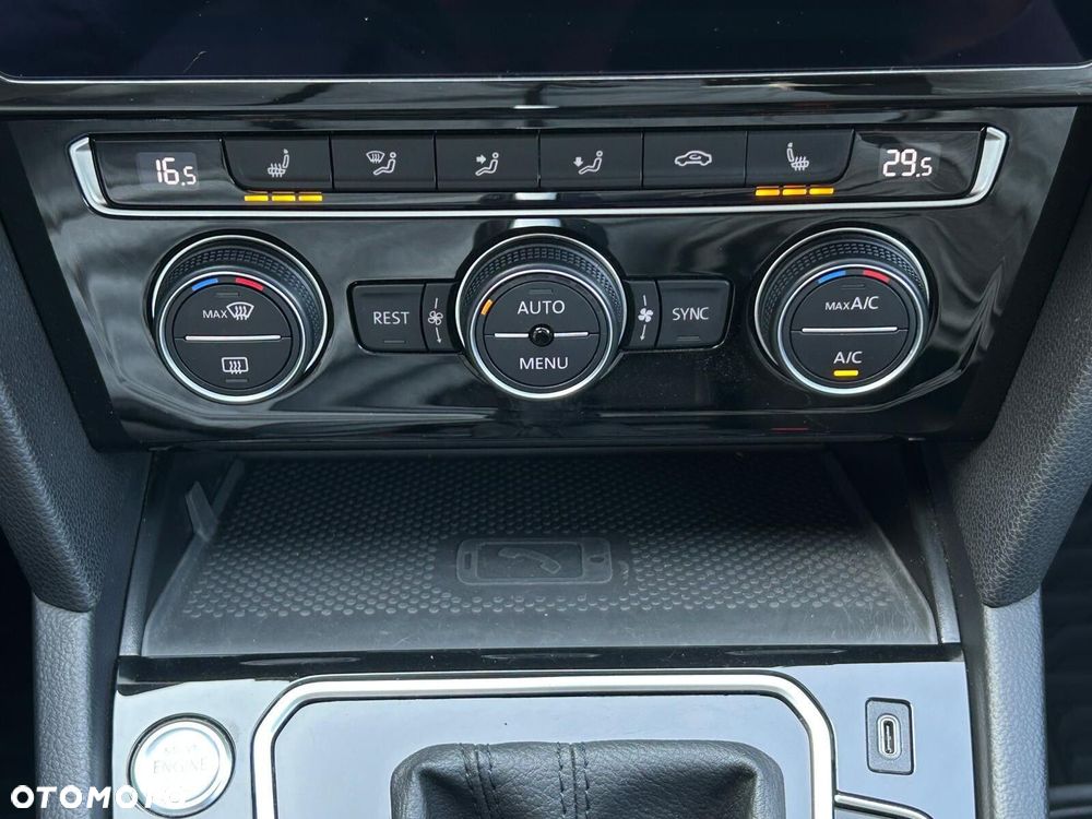 Volkswagen Arteon 2.0 TDI SCR Essence DSG - 24